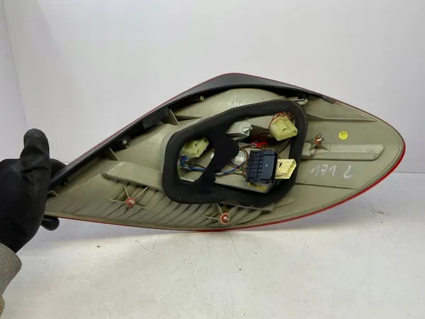 Luz Trasera Izquierda Mercedes SLK R171 A1718200164 image 6