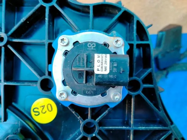 Bomba Tanque AdBlue Audi A4 B9 OEM 8W0131969L image 6