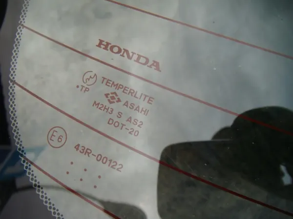 Luna trasera Honda OEM LUK526 para Accord 7 VII Lift image 4