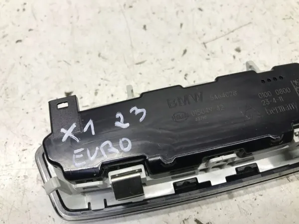 BMW OEM 5A64C28 LED Dachleuchte - Gebraucht image 3