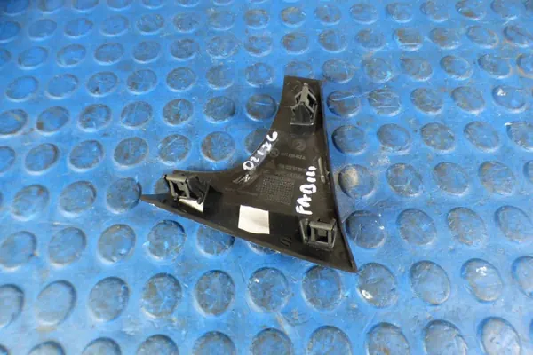 Garniture console Skoda Fabia III OEM 6V1858418A image 5