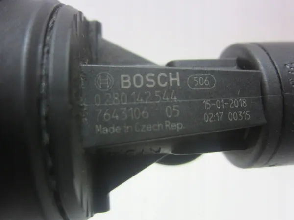 Soupape de ventilation réservoir BMW OEM 7643106 F30 G01 G30 image 10