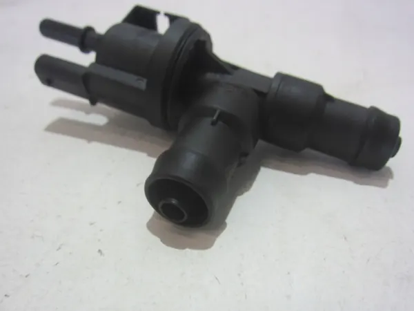 Soupape de ventilation réservoir BMW OEM 7643106 F30 G01 G30 image 6