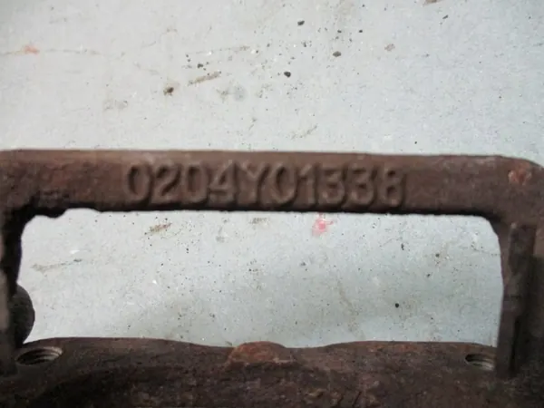 Support de serrage arrière OEM 47721-05070/47722-05040 image 3