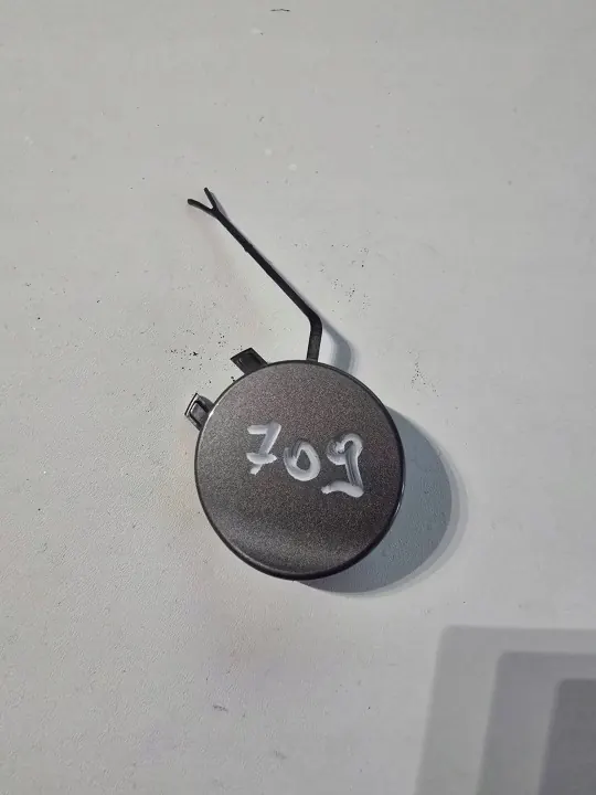 Cache d'attelage OEM 578807441A pour pare-chocs arrière image 2