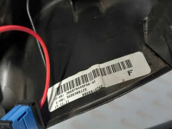 Volante Citroen DS3 OEM 96883081ZD - Usado image 6