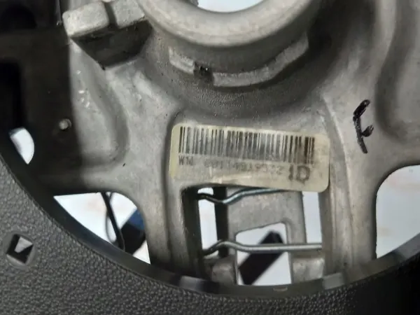 Volante Citroen DS3 OEM 96883081ZD - Usado image 7