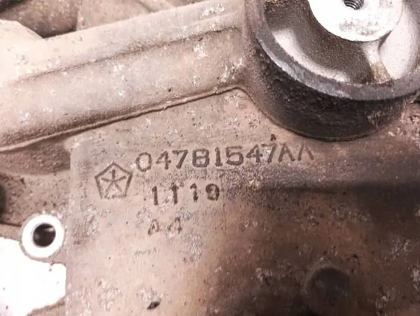 Öljypumppu OEM 04781547AA Chrysler Voyager 3.3L image 3