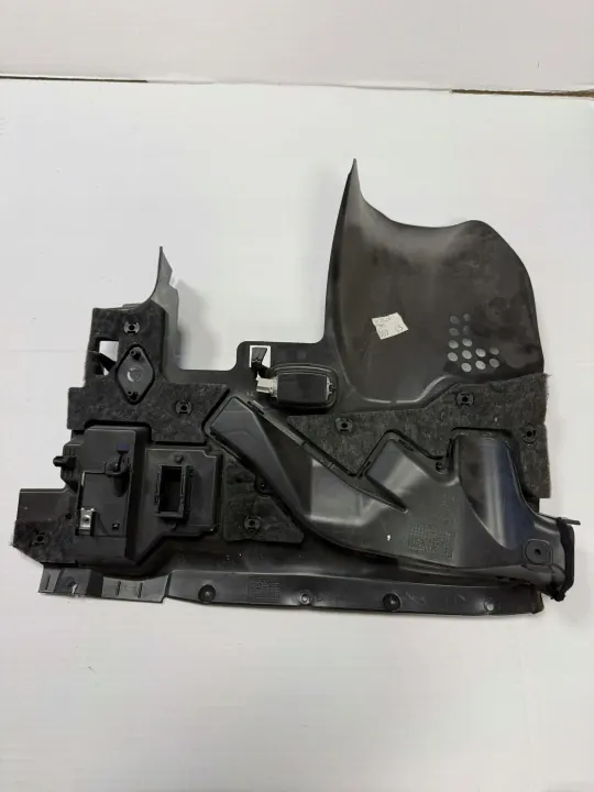 Mercedes W204 C-Klasse Dashboard Cover A2046800108 image 6