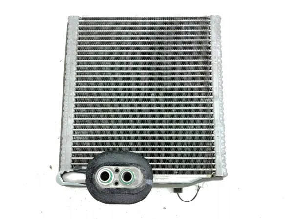 Radiador calefacción aire acondicionado Kia Ceed 2019 OEM AMD153112 image 2