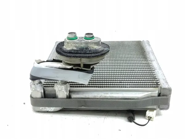 Radiador calefacción aire acondicionado Kia Ceed 2019 OEM AMD153112 image 3