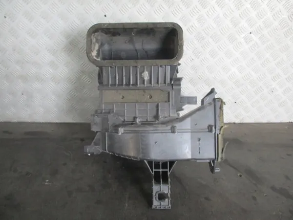 Verwarmingskern behuizing OEM 87010-08100 voor Toyota Sienna image 8