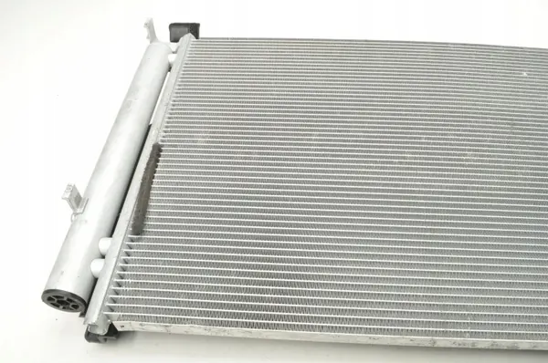 Condenseur climatisation Kia Sportage III OEM 271938 image 3