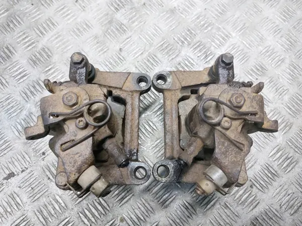 Remschijven & Remklauwen Achter OEM 456654 VW Transporter image 10