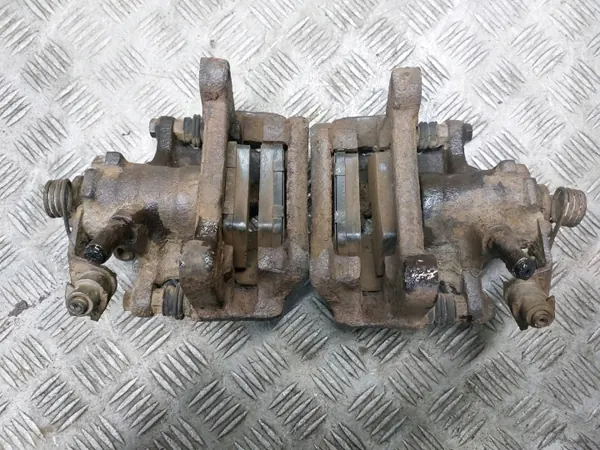 Remschijven & Remklauwen Achter OEM 456654 VW Transporter image 9