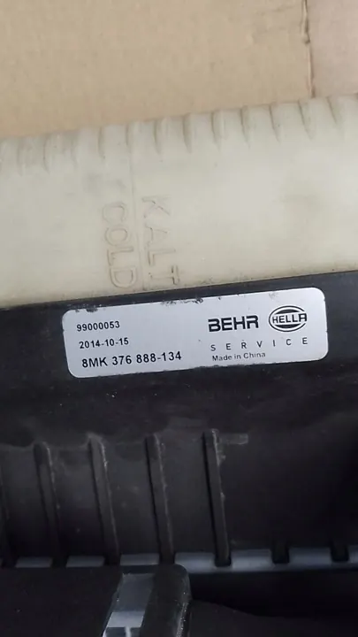 Behr Hella Service Vattenkylare image 2