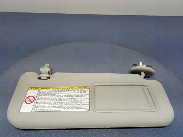 OEM Ambit-980305- Oikea aurinkovarjo Toyota Corollalle image 2