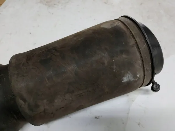 Ressort pneumatique OEM A-3010 - État utilisé image 5