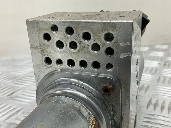 Pompe de toit Cabriolet Audi A3 S3 8V 2014 A375409011 image 5