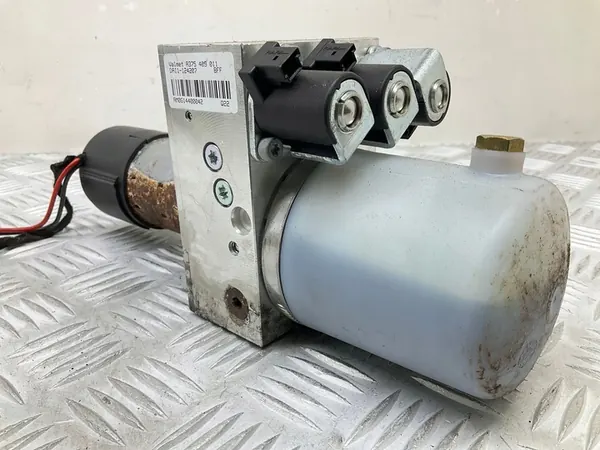 Pompe de toit Cabriolet Audi A3 S3 8V 2014 A375409011 image 6