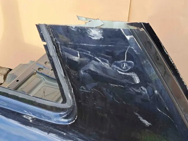 Panel lateral trasero izquierdo OEM 31416317 Volvo XC90 image 4