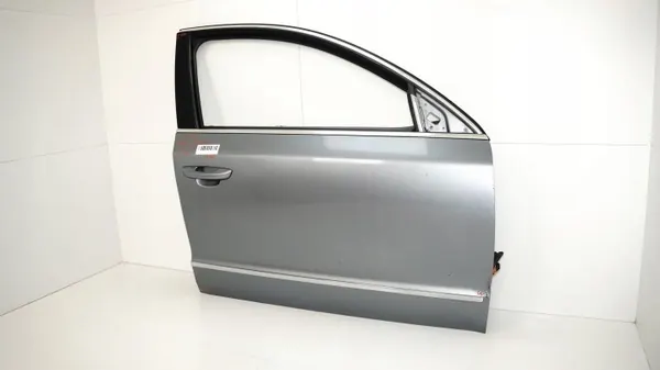 Porte avant droite OEM 375483755 pour Skoda Superb II image 6