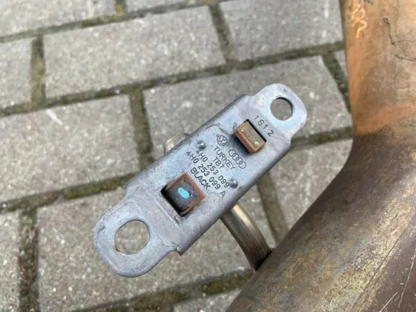 Audi OE Vaimennin OEM 8K0253211H A6:lle 2.0L Bensiini image 7