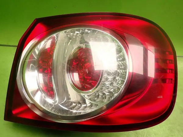 Lámpara trasera derecha VW GOLF PLUS 2005 5M0945096R image 2