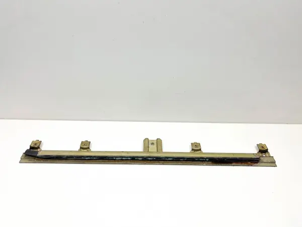 Piezas de puerta Mercedes-Benz A1077202518 para SL R107 image 2