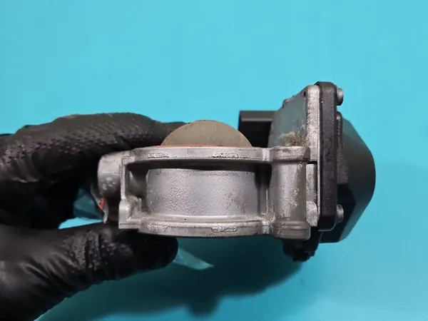 Corpo de borboleta Audi A6 C7 3.0 TFSI Quattro OEM 057128063D image 7