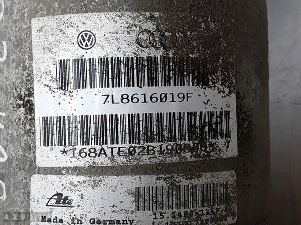 Audi Q7 Jousitus OEM 7l8616019f - Käytetty image 4