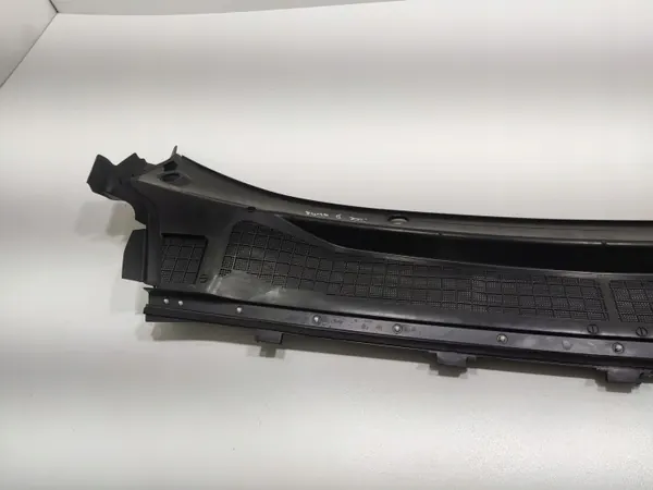 Oberes Kunststoff-Scheibenwischerblech OEM L1TB-S02222-AF Ford Puma image 6