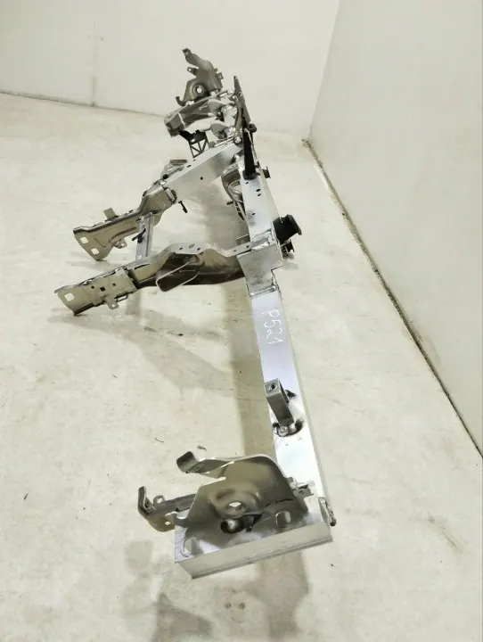 Porsche Taycan 9J1 2023 Dashboardframe OEM 9J1857011 image 5