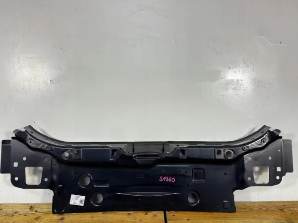 Cinturón maletero trasero OEM 3J0813301B VW Passat B9 image 2
