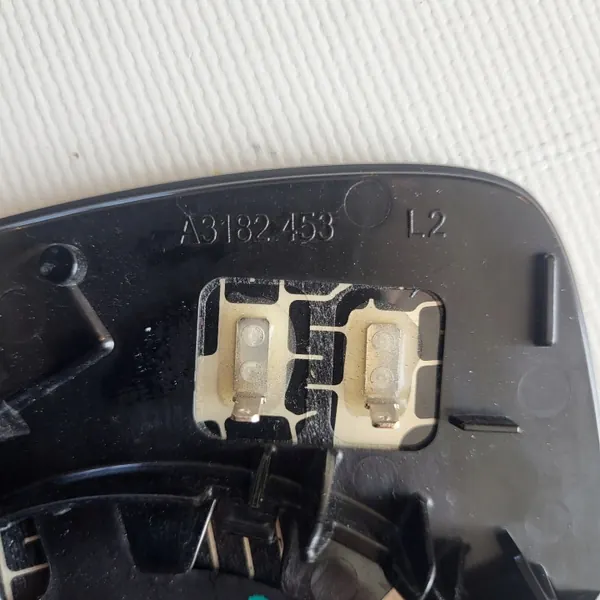Inserção espelho esquerdo OEM A0998104703 Mercedes W206 image 5