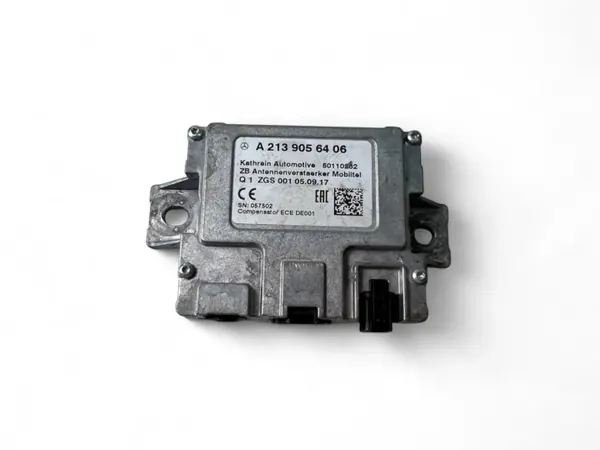 Module Amplificateur Antenne Mercedes OEM A2139056406 image 4