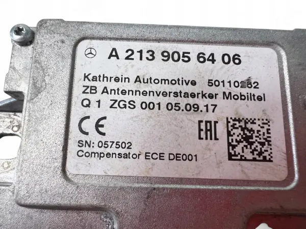 Module Amplificateur Antenne Mercedes OEM A2139056406 image 5
