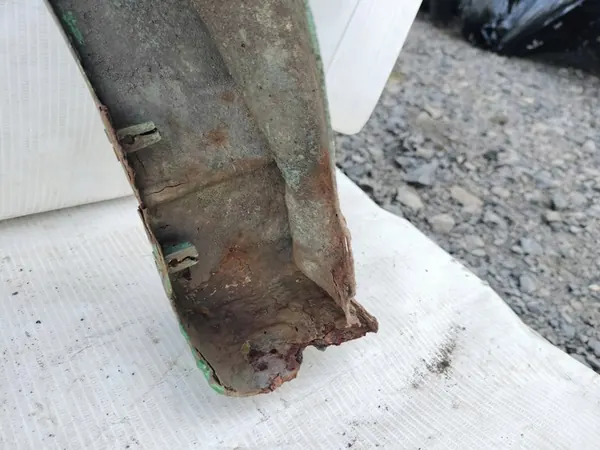 VW Polo 6N 94-99 Höger Framskärm OEM 952402 image 4