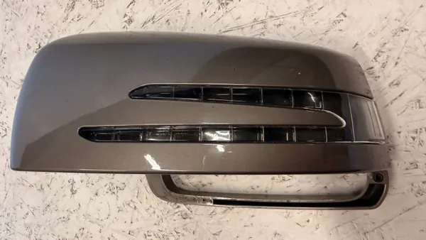 Mercedes A2129067201 Linke Spiegelabdeckung Gebraucht image 5