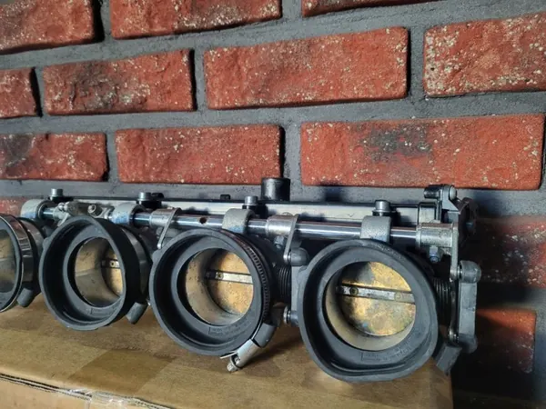 Kaasutukki OEM 13547841816 Hall-anturilla image 3