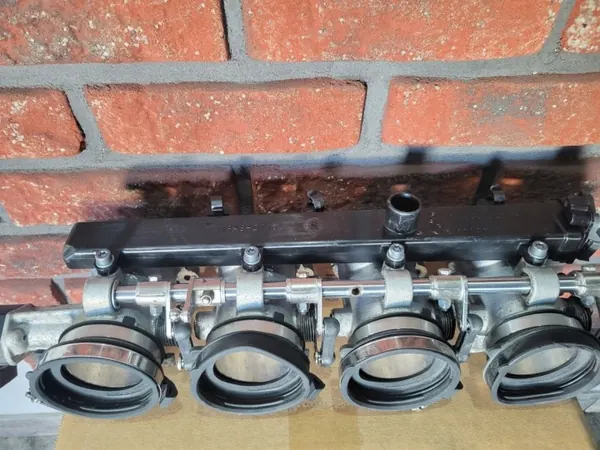 Kaasutukki OEM 13547841816 Hall-anturilla image 4