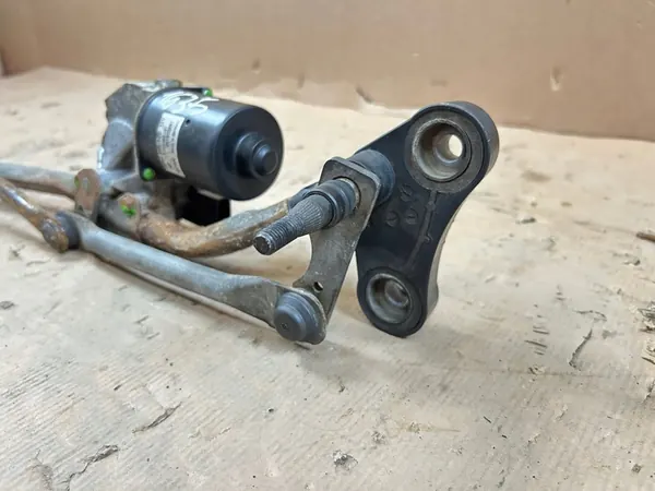 Etummaisen Ikku Mekanismi BMW 5 TOURING E61 3.0L Diesel image 3