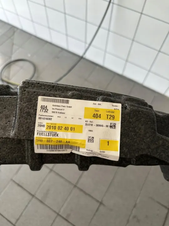Absorbente parachoques delantero VW Golf 8 OEM 5H0807248AA image 4