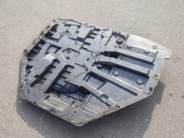 OEM 745147182R Renault Espace V Boot Floor Insert image 2