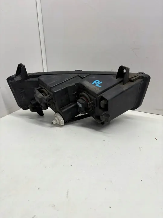 Skoda Octavia III RS Kombi Farol Halógeno Esquerdo image 3