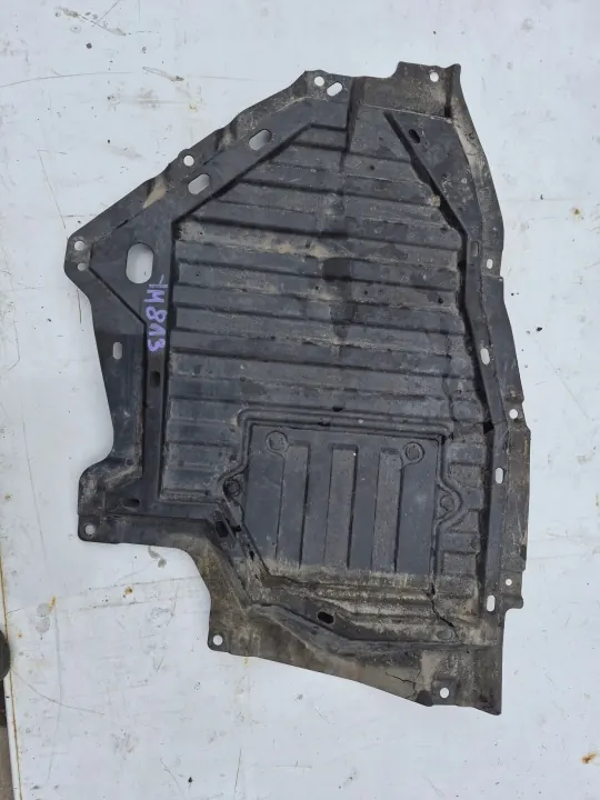 Mitsubishi Grandis Alasuojus OEM Käytetty image 2