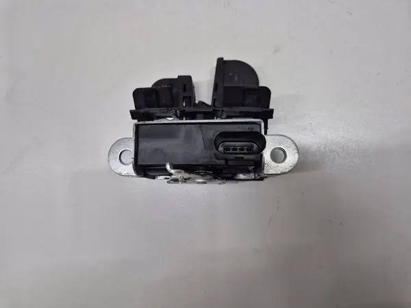 Bagagelucka neder SEAT LEON II Original image 5