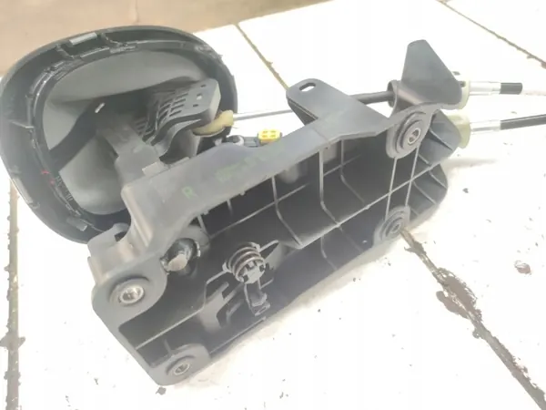 Levier de vitesse Nissan Juke OEM 341013YW0A - Occasion image 4