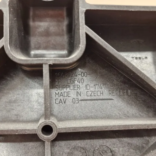 Reforço Frontal Tesla Y 5Y 2020-2025 image 4