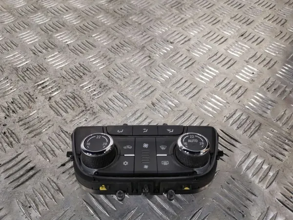 Opel Mokka 2016 klimaatpaneel OEM 13474055 - Gebruikt image 2